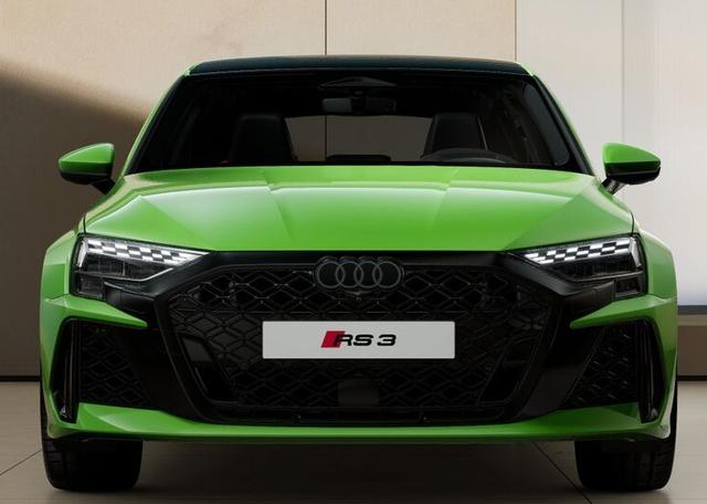 Audi RS3 Sportback *VORLAUFFAHRZEUG* 472,- &euro; monatlich* 36 Monate* Ohne Kilometerbegrenzung* 