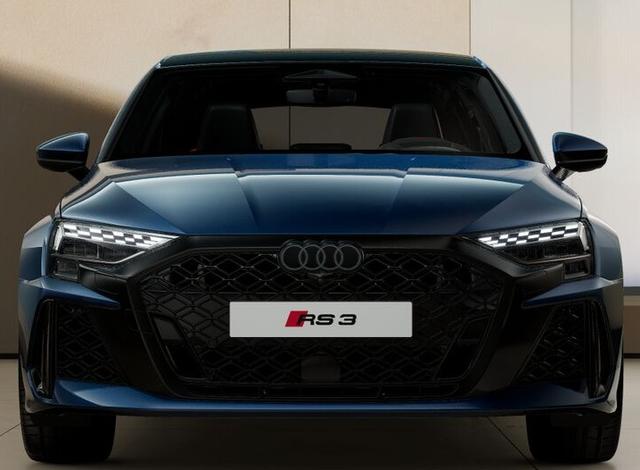 Audi RS3 Sportback *VORLAUFFAHRZEUG* 472,- &euro; monatlich* 36 Monate* Ohne Kilometerbegrenzung* 