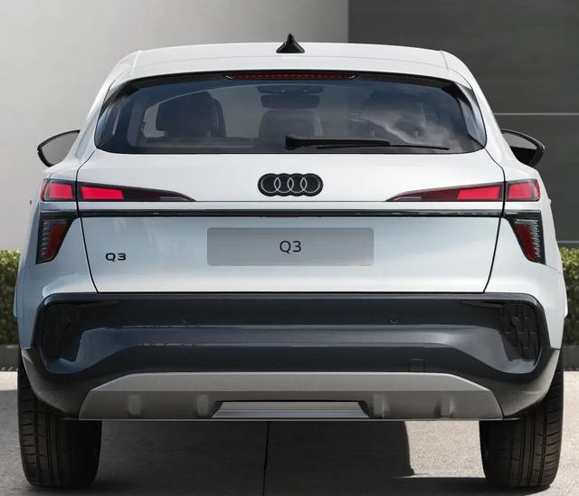 Audi Q3 Sportback Basis BESTELLFAHRZEUG / FREI KONFIGURIERBAR 