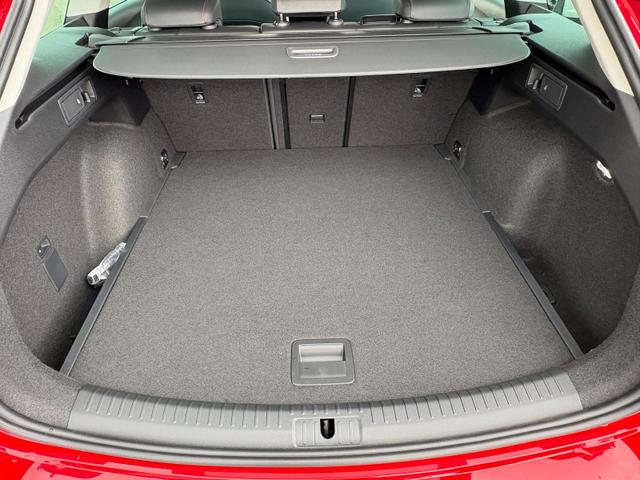 Seat Leon Sportstourer FR *VORLAUFFAHRZEUG* 185,- &euro; monatlich* 48 Monate* Ohne Kilometerbegrenzung* 