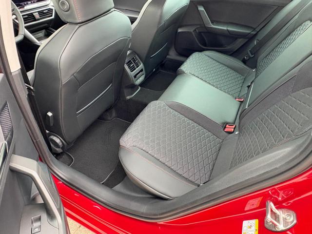 Seat Leon Sportstourer FR *VORLAUFFAHRZEUG* 185,- &euro; monatlich* 48 Monate* Ohne Kilometerbegrenzung* 