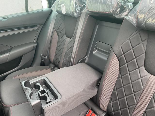 Skoda Octavia Combi RS *FACELIFT* *VORLAUFFAHRZEUG* 259,- &euro; monatlich* 36 Monate* Ohne Kilometerbegrenzung* 