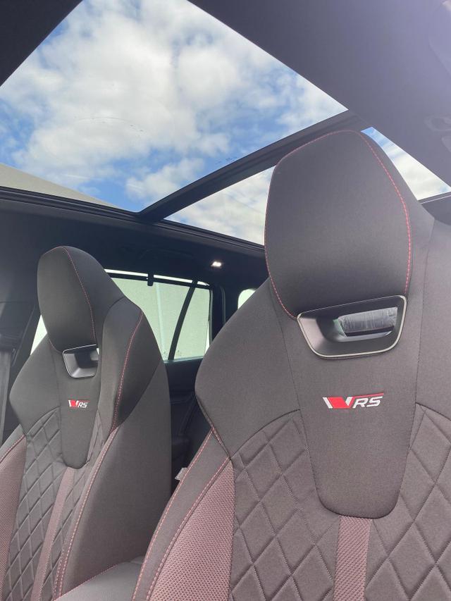 Skoda Octavia Combi RS *FACELIFT* *VORLAUFFAHRZEUG* 259,- &euro; monatlich* 36 Monate* Ohne Kilometerbegrenzung* 