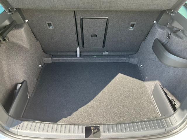 Skoda Karoq Sportline *VORLAUF* 208,-&euro; monatlich* 36 Monate* Ohne Kilometerbegrenzung* 