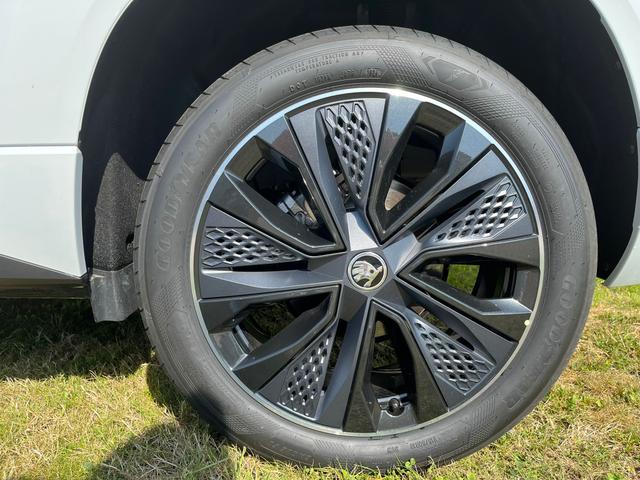 Skoda Karoq Sportline *VORLAUF* 208,-&euro; monatlich* 36 Monate* Ohne Kilometerbegrenzung* 