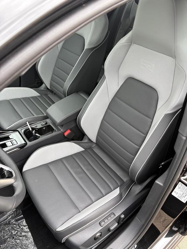 VW Golf R-Line Limited BESTELLFAHRZEUG / FREI KONFIGURIERBAR 