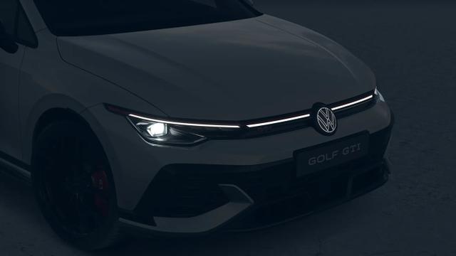 VW Golf GTI Edition 50 *VORLAUFFAHRZEUG* 486,-&euro; monatlich* 36 Monate* Ohne Kilometerbegrenzung* 