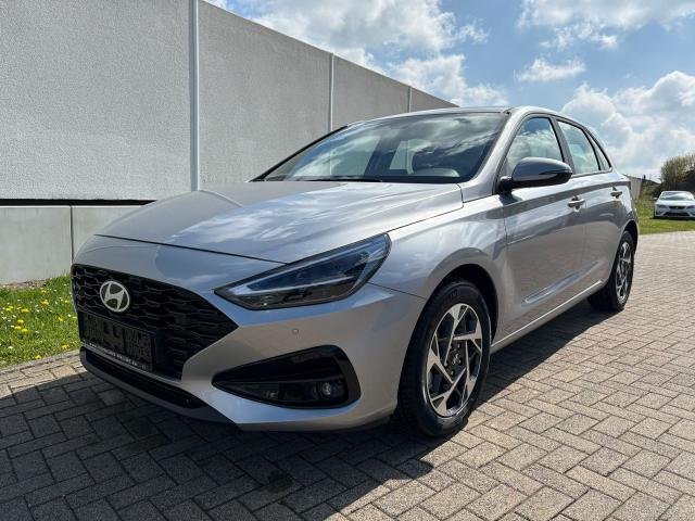Hyundai i30 Hatchback - Comfort BESTELLFAHRZEUG / FREI KONFIGURIERBAR *5 Jahre Garantie*