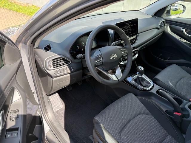 Hyundai i30 Hatchback Smart BESTELLFAHRZEUG / FREI KONFIGURIERBAR *5 Jahre Garantie* 