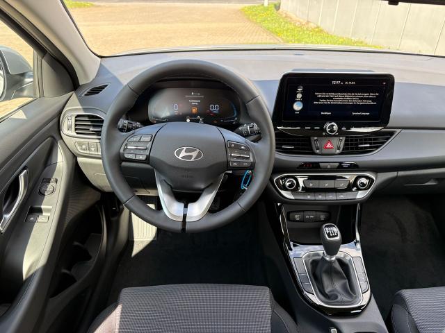 Hyundai i30 Hatchback Smart BESTELLFAHRZEUG / FREI KONFIGURIERBAR *5 Jahre Garantie* 