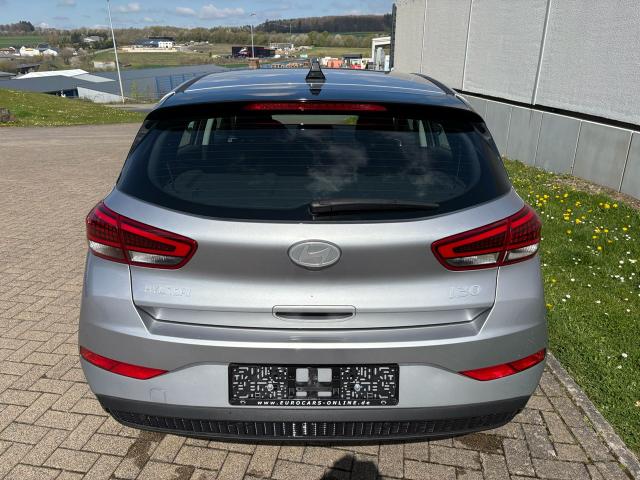 Hyundai i30 Hatchback Smart BESTELLFAHRZEUG / FREI KONFIGURIERBAR *5 Jahre Garantie* 