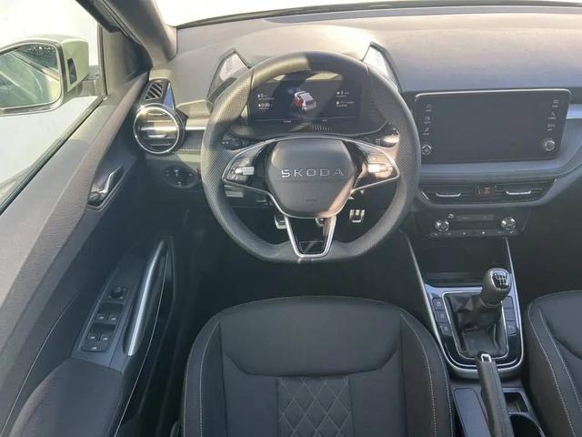 Skoda Fabia Dynamic LAGERFAHRZEUG* 3-4 WOCHEN AB BESTELLUNG 145,-&euro; monatlich* 36 Monate* Ohne Kilometerbegrenzung* 