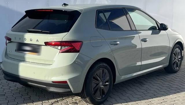 Skoda Fabia Dynamic LAGERFAHRZEUG* 3-4 WOCHEN AB BESTELLUNG 145,-&euro; monatlich* 36 Monate* Ohne Kilometerbegrenzung* 