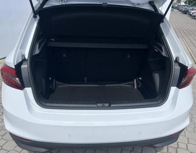Skoda Fabia Dynamic LAGERFAHRZEUG* 3-4 WOCHEN AB BESTELLUNG 145,-&euro; monatlich* 36 Monate* Ohne Kilometerbegrenzung* 