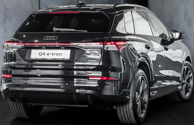 Audi e-tron Basis *LAGERND* 556,- &euro; monatlich* 48 Monate* Ohne Kilometerbegrenzung* 