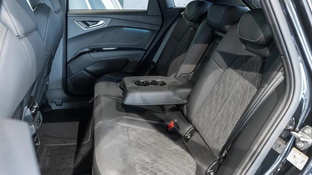 Audi e-tron Basis *LAGERND* 556,- &euro; monatlich* 48 Monate* Ohne Kilometerbegrenzung* 
