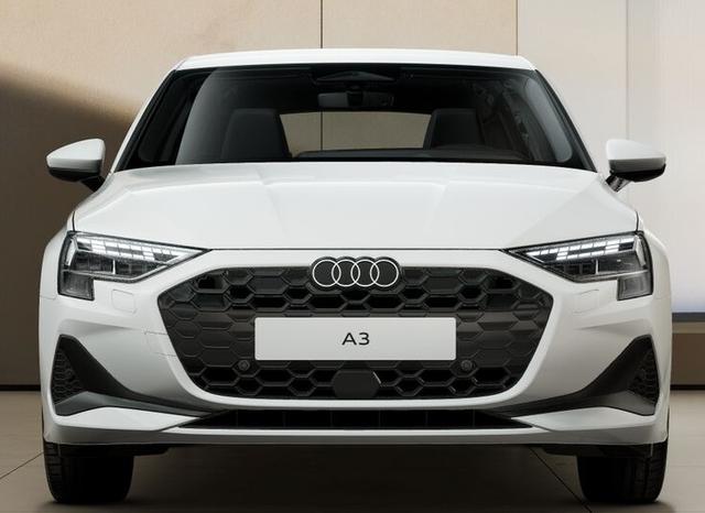 Audi A3 Sportback *FACELIFT* Basis *LAGERND* 