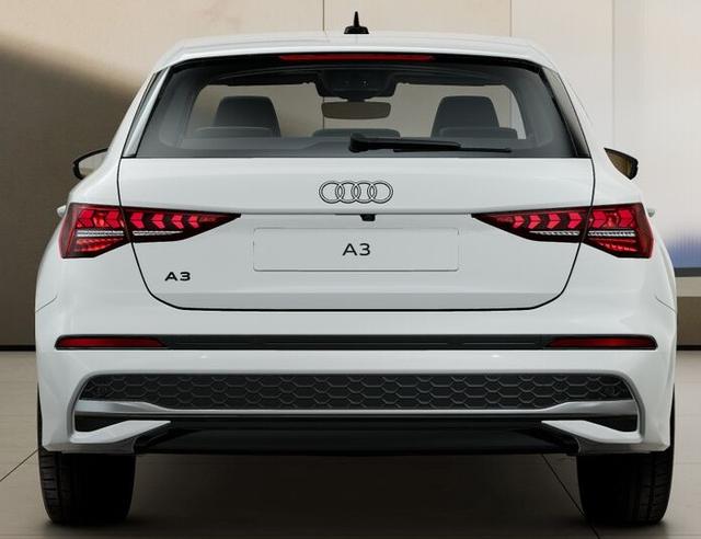 Audi A3 Sportback *FACELIFT* Basis *LAGERND* 