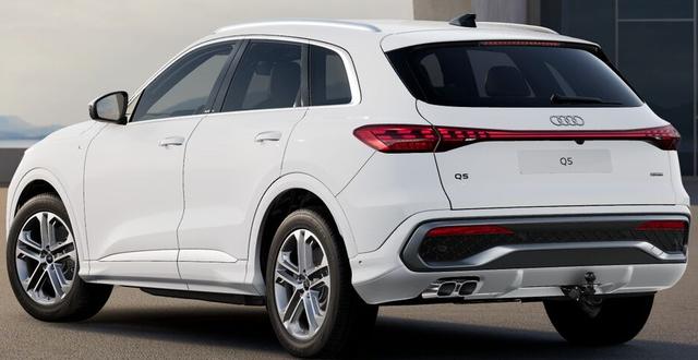 Audi Q5 Basis *LAGERND* 