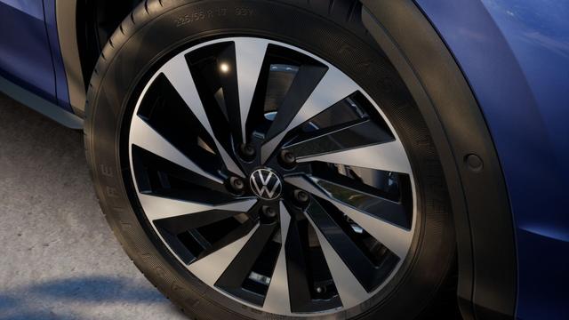 Volkswagen T-Roc LIFE *LAGERND* 