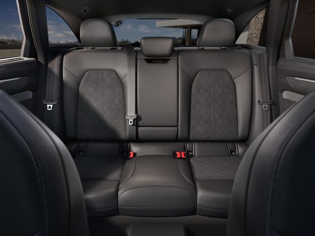 Audi A6 Avant Basis *LAGERND* 
