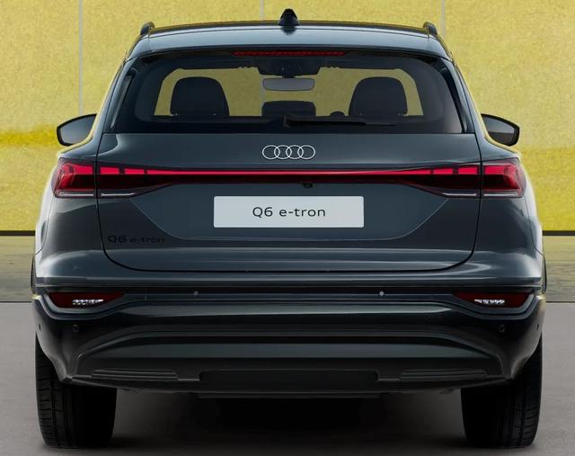 Audi Q6 e-tron Basis BESTELLFAHRZEUG / FREI KONFIGURIERBAR 