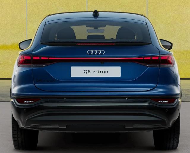 Audi Q6 Sportback e-tron Basis BESTELLFAHRZEUG / FREI KONFIGURIERBAR 