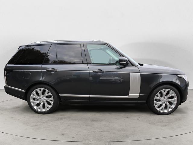 Land Rover Range Rover P400e Hybrid Autobiography 
