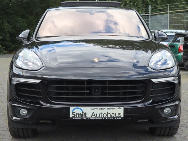 Porsche Cayenne S E-Hybrid 
