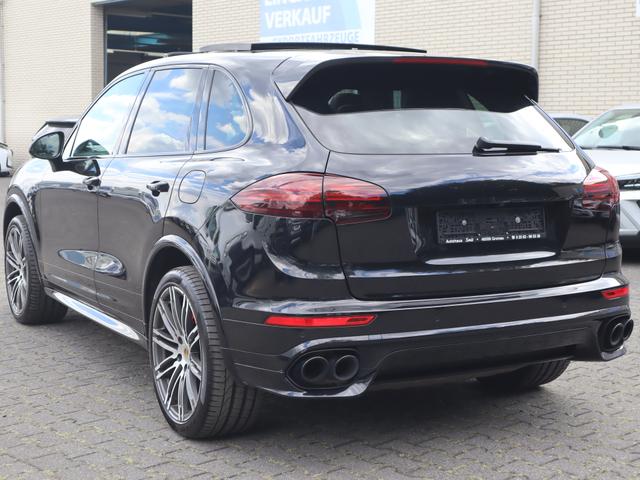 Porsche Cayenne S E-Hybrid 