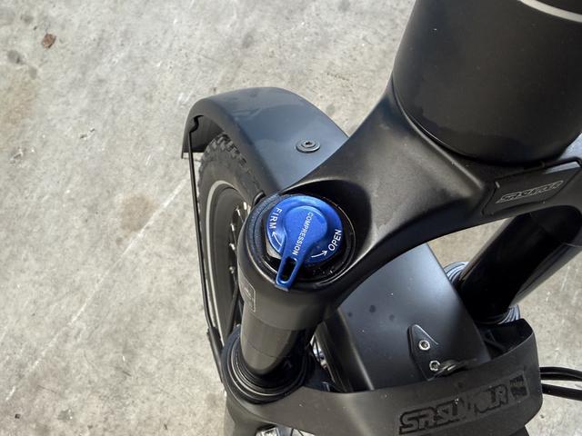 Riese & M&uuml;ller Charger4 GT vario * 49 cm black matt 