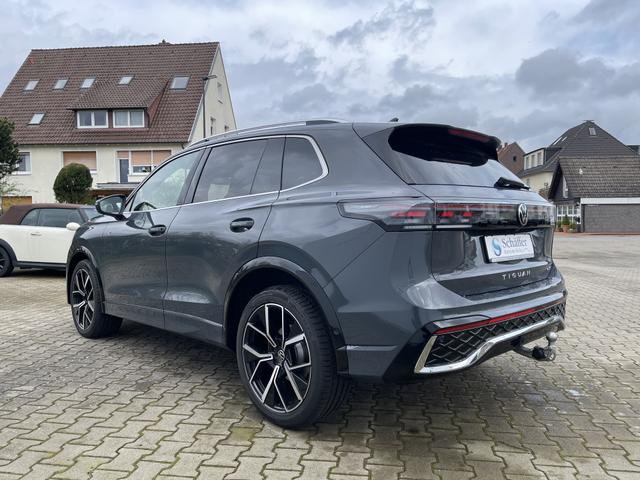 Volkswagen Tiguan R-LINE MY24 AHK DCC ACC 360° IQ KESSY NAVI TRAVEL 