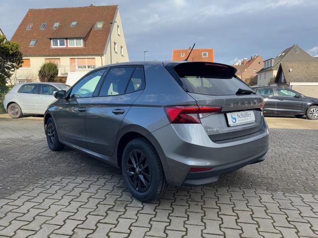 Skoda Fabia 1.0 130-JAHRE PREM 5J-GARA RFK KLMA-AUT CRPLY LED PDC SHZ DAB+ 