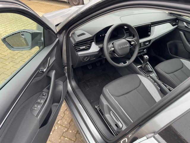 Beispielbilder, ggf. teilweise mit Sonderausstattung