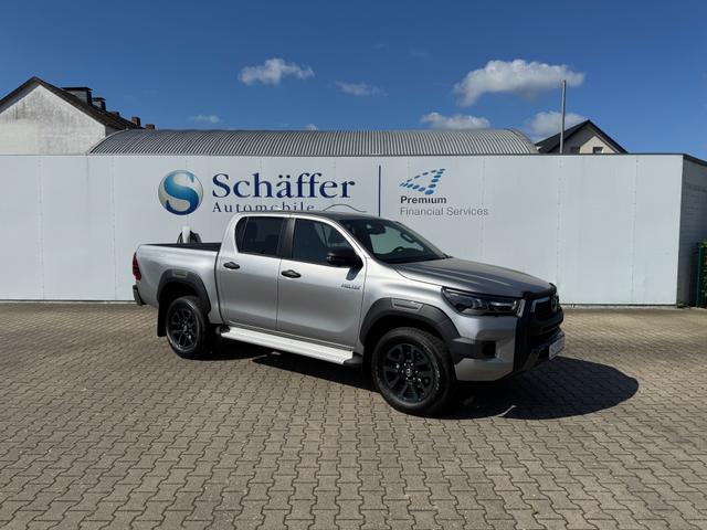 Toyota Hilux - INVINCIBLE MY25 *SOFORT* DOKA AHK 360° 4xSHZ
