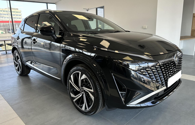 Nissan Qashqai - TEKNA PLUS SOFORT MASSGE PANO BOSE 360°