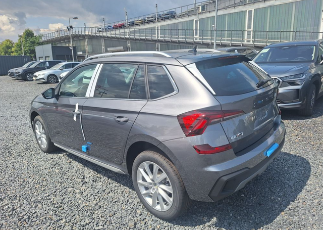 Beispielbilder, ggf. teilweise mit Sonderausstattung