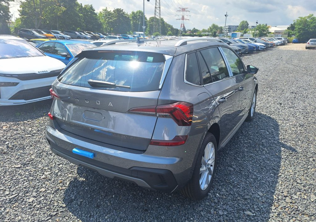 Beispielbilder, ggf. teilweise mit Sonderausstattung