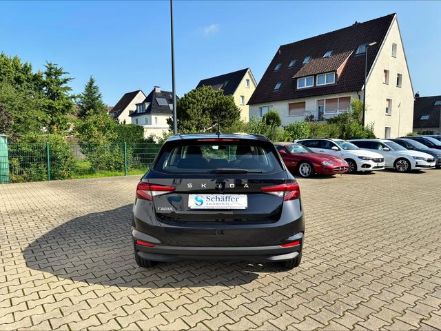 Skoda Fabia 1.0 130-JAHRE PREM 5J-GARA RFK KLMA-AUT CRPLY LED PDC SHZ DAB+ 