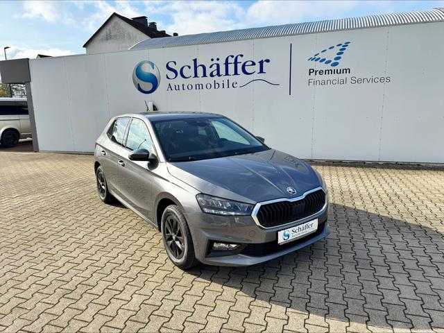 Skoda Fabia 1.0 130-JAHRE 5J-GARA RFK KLMA-AUT CRPLY LED PDC SHZ DAB+ 
