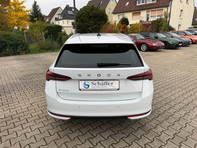 Skoda Octavia Combi 130 JAHRE PREMIUM 5J-GARA RFK ACC APP BHZ-WNDSCHTZ 