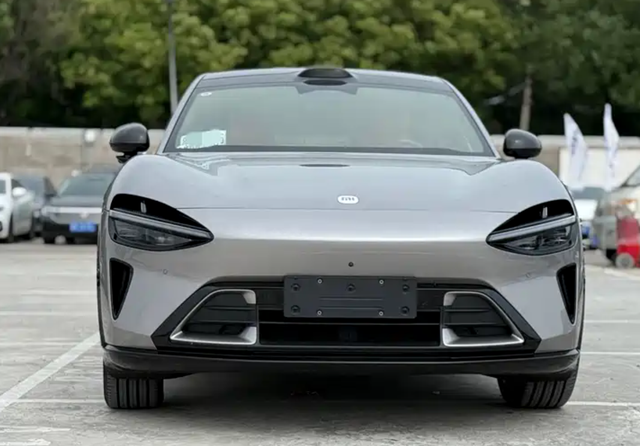 Xiaomi Andere YU7 SUV RWD 835km REICHWEITE PANO 360° 