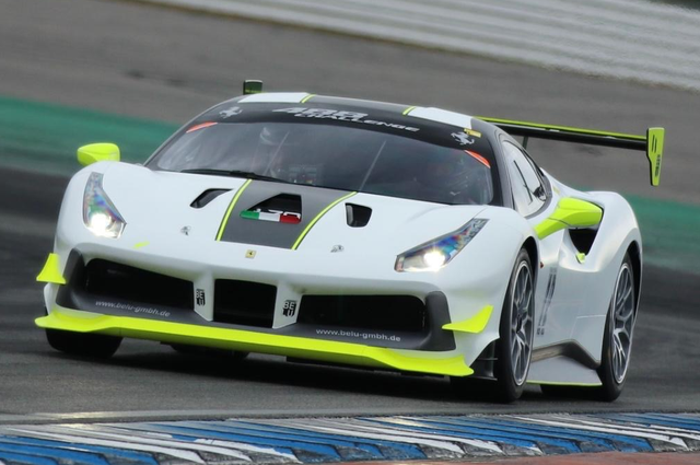 Ferrari 488 GTB - CHALLENGE NUR 1.465KM / KEINE RENNEN FOLIERT !!!