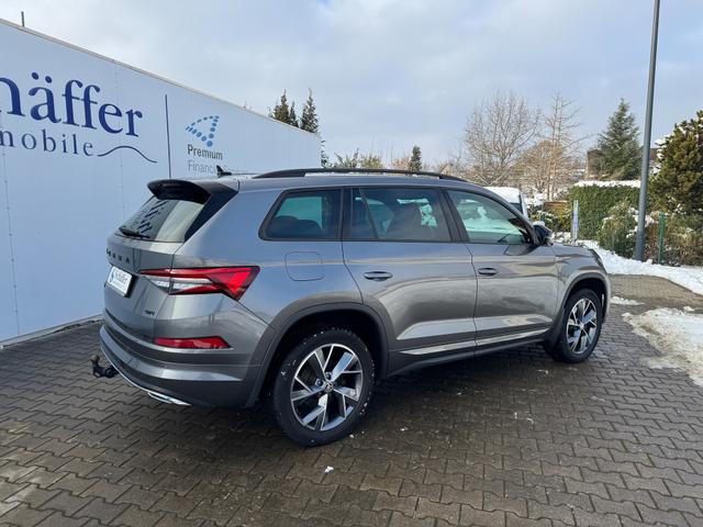 Skoda Kodiaq 2.0 TDI SPORTLINE 4x4 AHK RFK PANO NAVI ACC DCC STDHZ ! 