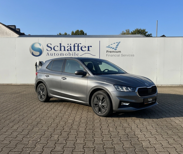 Skoda Fabia - 1.0 DSG BALANCE 5J-GARA ACC TOTW RFK KLMA-AUT CRPLY LED PDC 16"