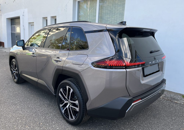 Toyota RAV4 MY 2026!! LOUNGE PHEV AWD-i PANO LEDER 360&deg; ACC TOTW HUD 20" 