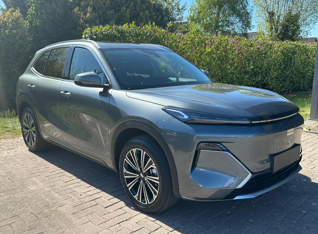 Geely Starray EM-i MAX+ 8J-GARA 360&deg; HuD PANO BLFT-STZ TOTW E-KLAPPE 