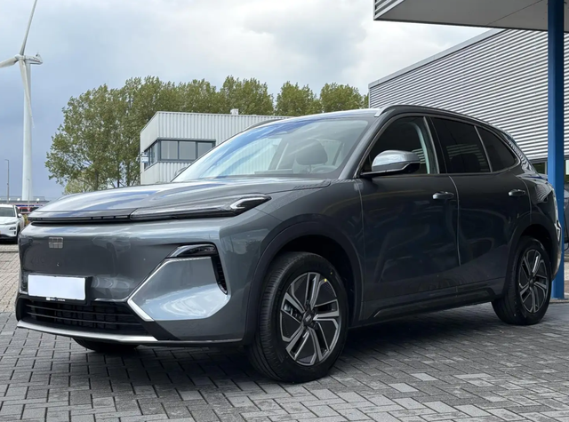 Geely Starray EM-i PRO 8J-GARA 200K-KM 360&deg; TOTW ACC BHZ-WNDSCHB 