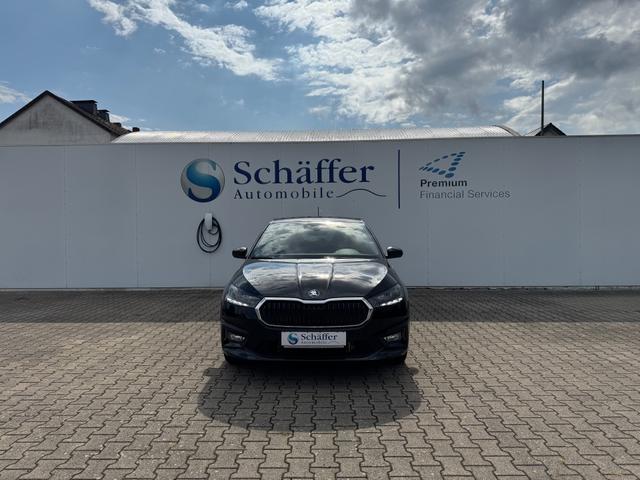 Skoda Fabia 1.0 130-JAHRE PREM 5J-GARA RFK KLMA-AUT CRPLY LED PDC SHZ DAB+ 