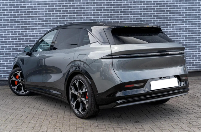 Zeekr 7X AWD PRIVILAGE PANO HuD AHK 360&deg; 100kWh SITZBEL MATRIX 